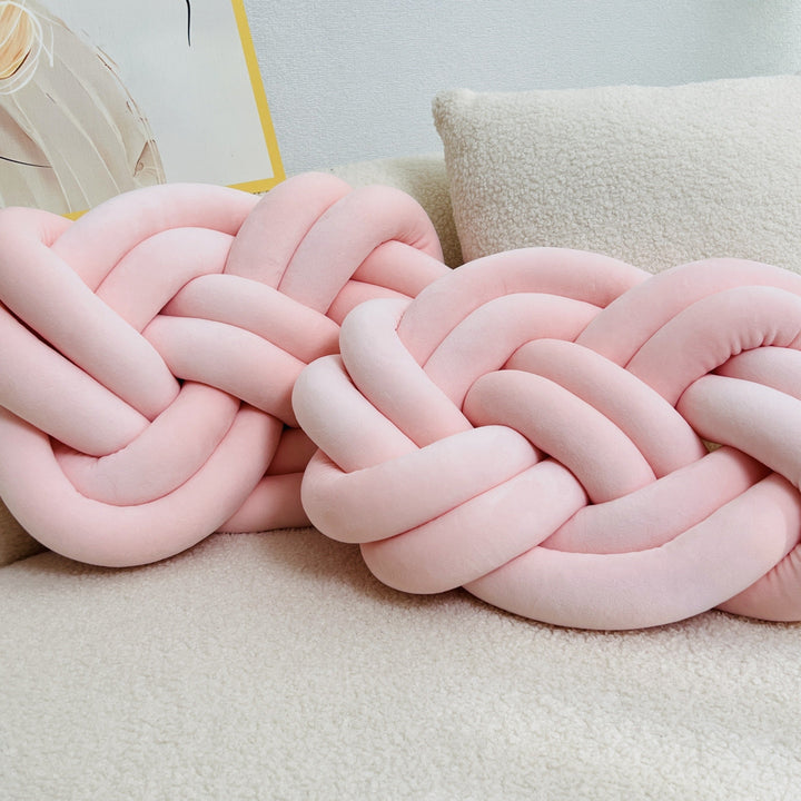 Pillow - Luxurious soft pillows with button design