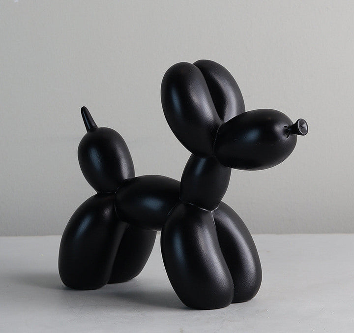 Black and white balloon dog