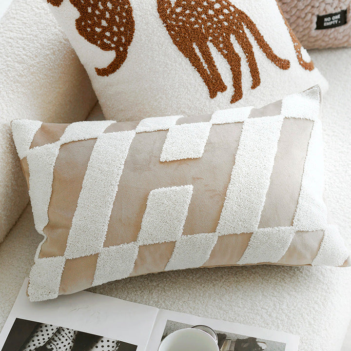 Structured Pillowcase with Elegant Edge