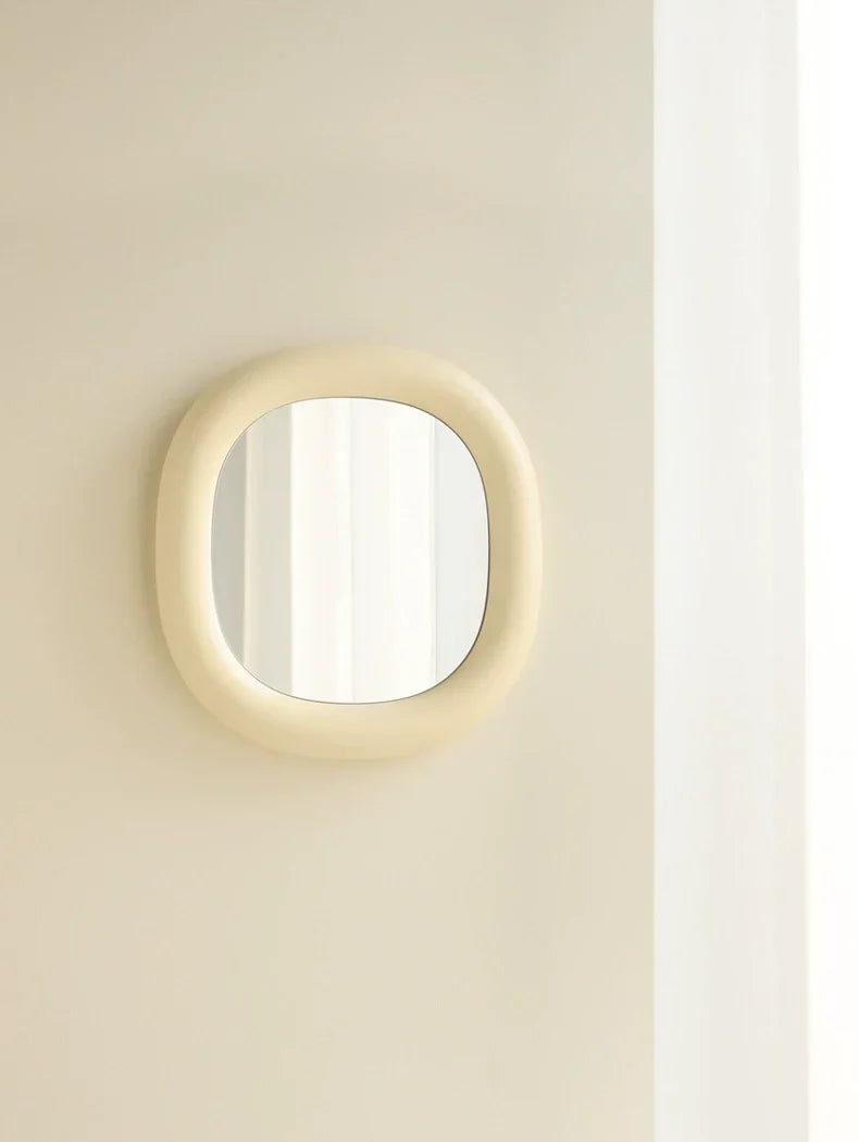 Seeker Mirror