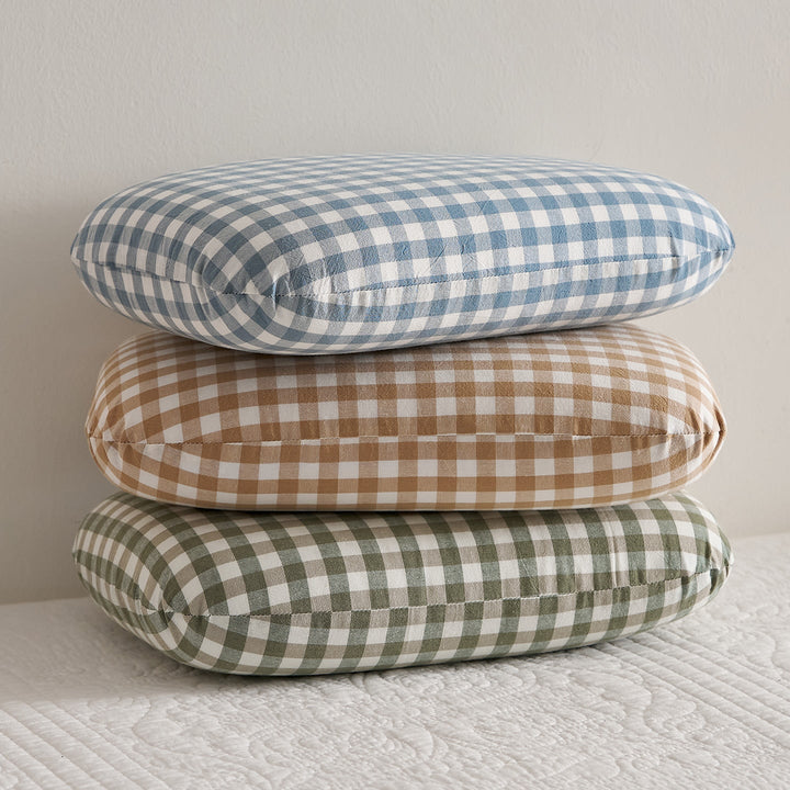 Comfort Pillow with Checked Design