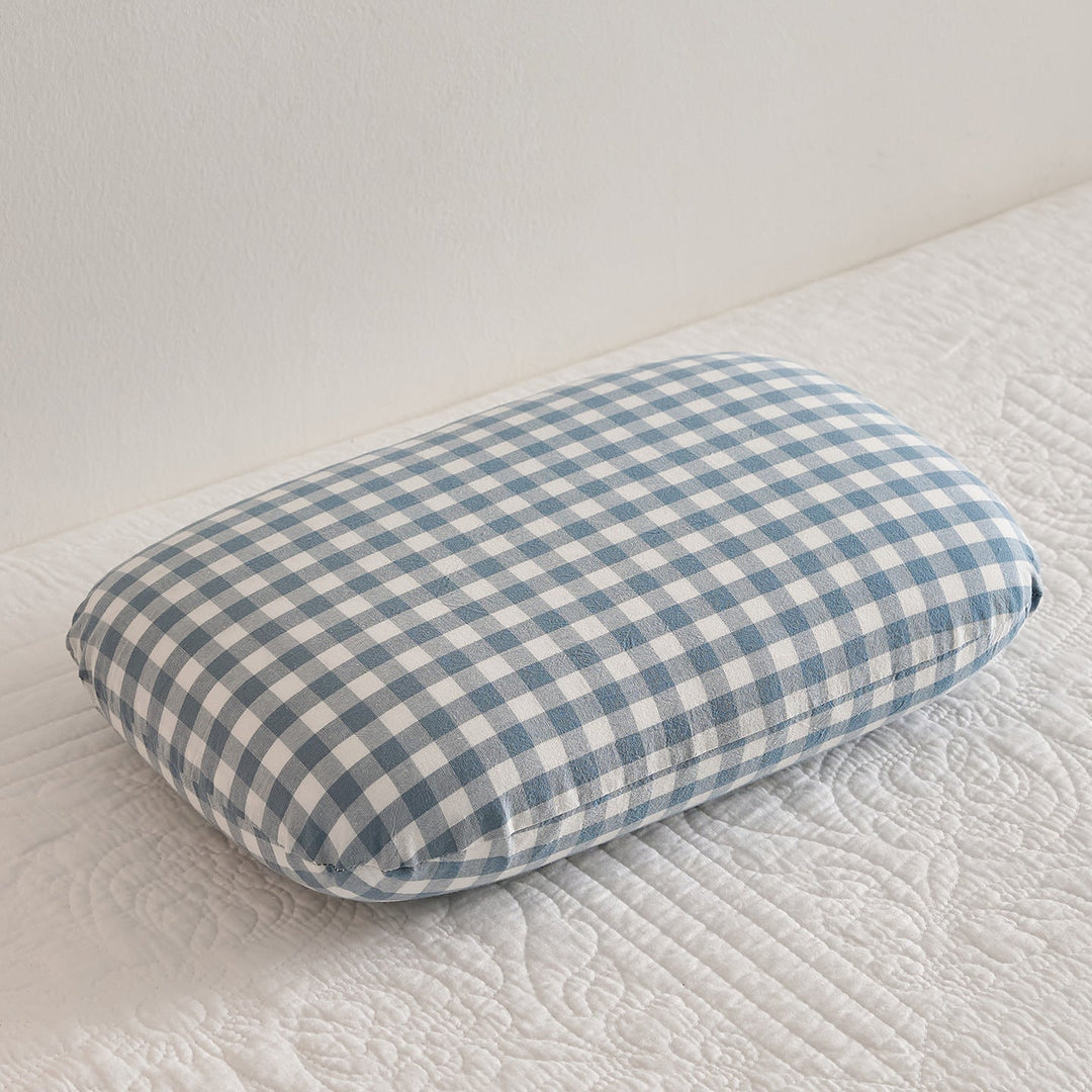 Comfort Pillow with Checked Design