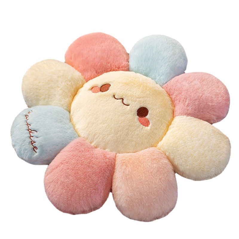 Plush cushion in flower shape