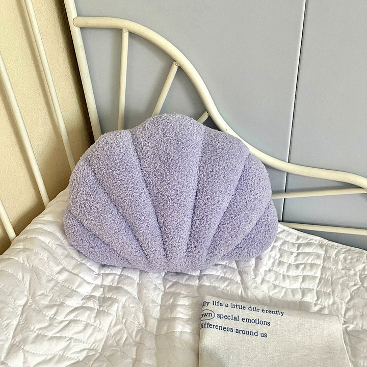 Pastel Shell Cushion – Fluffy Bouclé Plush Pillow