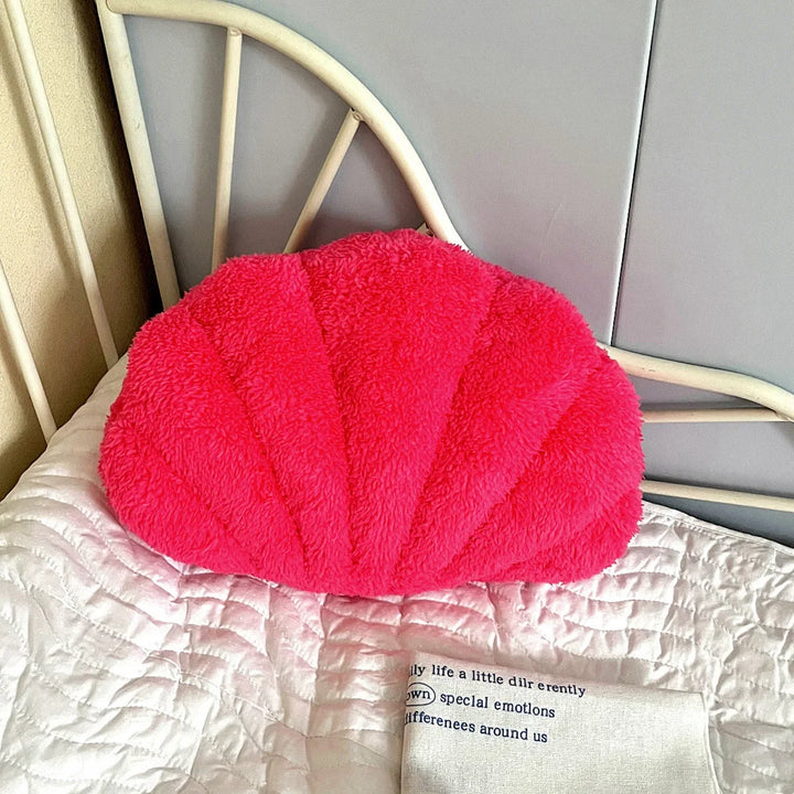 Pastel Shell Cushion – Fluffy Bouclé Plush Pillow