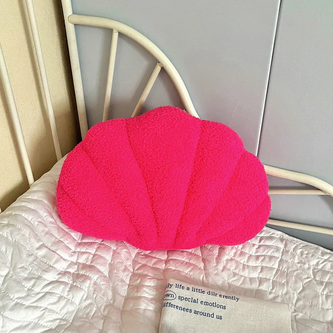 Pastel Shell Cushion – Fluffy Bouclé Plush Pillow