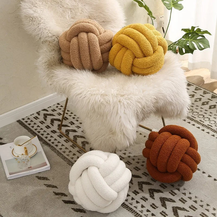 Throw Pillow - Cozy - Hand-Knotted Ball - Sheepskin