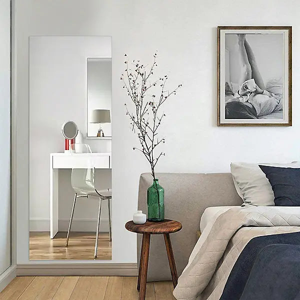 Self-adhesive acrylic mirror plates, shatterproof & lightweight