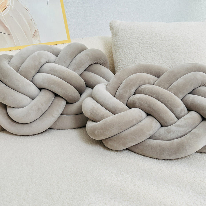 CozyPlush Set with 2 Plush Decorative Pillows – Soft Elegance for Your Home