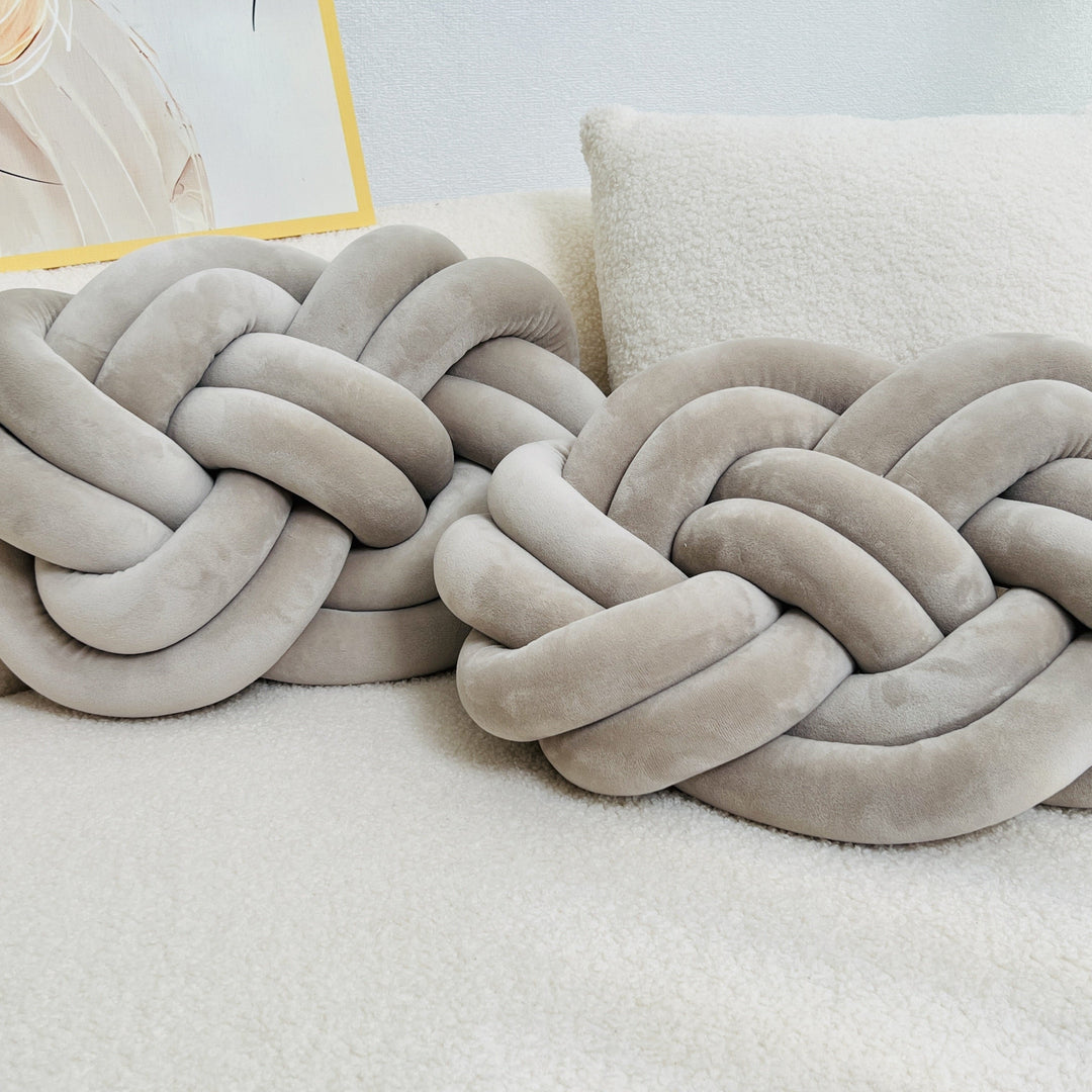 Pillow - Luxurious soft pillows with button design