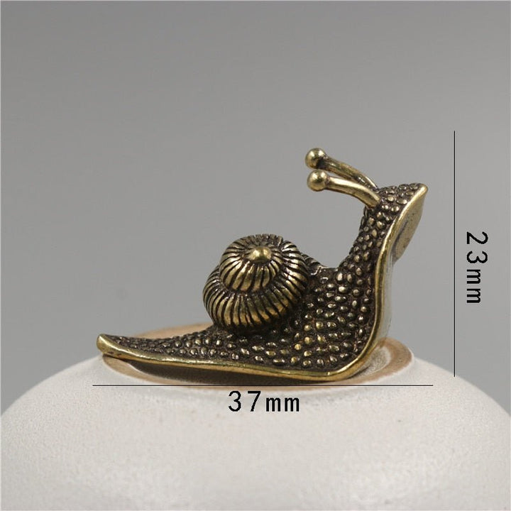 Retro Queen Copper Mini Snail Tea Pet Desk Ornament
